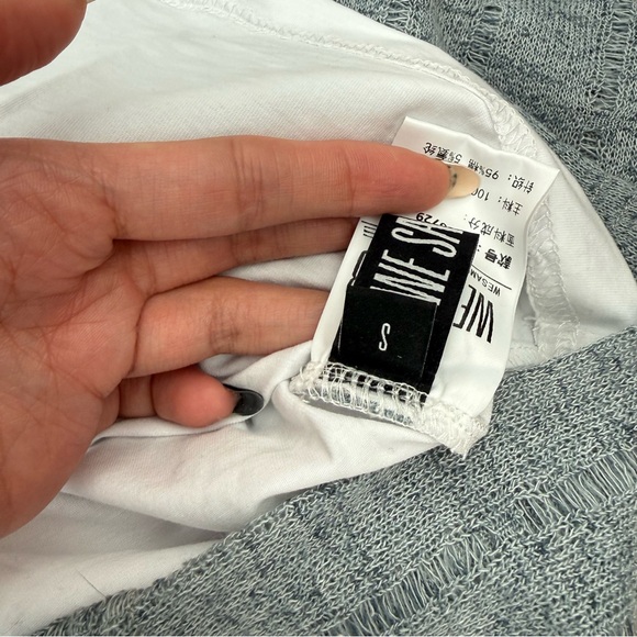 Cropped Zip-Front Women's Knit Top in Light Gray - Picture 3 of 3